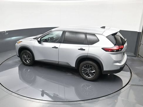 Certified 2024 Nissan Rogue S FWD image 28