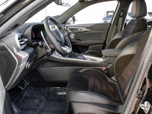 Used 2024 Dodge Hornet R/T Plus image 4