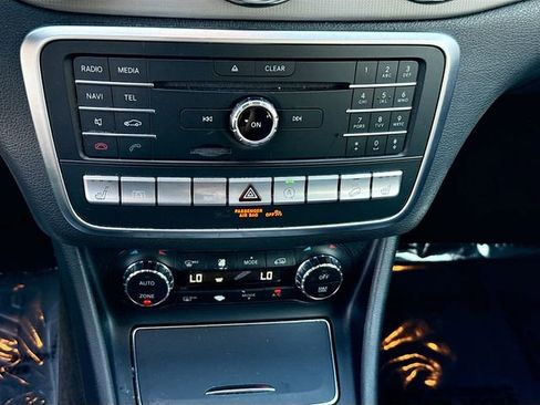 Used 2019 Mercedes-Benz GLA 250 4MATIC image 15