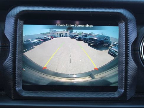Used 2021 Jeep Wrangler Unlimited Sahara AWD/4WD image 20