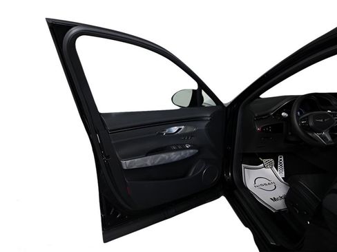 Used 2025 Genesis GV70 3.5T Sport w/ Sport Advanced Package image 27