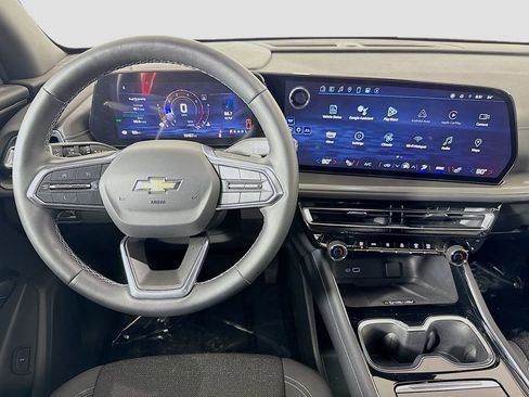 Used 2024 Chevrolet Traverse LT w/ LPO, Floor Liner Package image 21