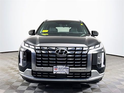 Used 2023 Hyundai Palisade Calligraphy w/ Cargo Package image 11