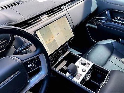 Used 2023 Land Rover Range Rover SE AWD/4WD image 32