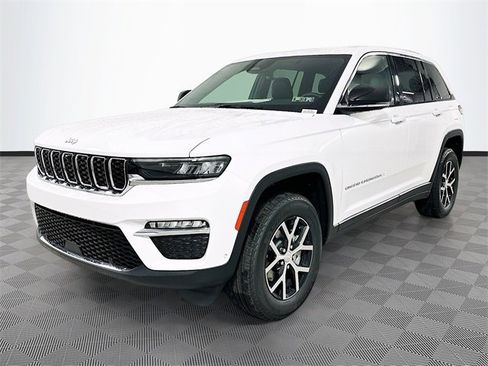 New 2025 Jeep Grand Cherokee Limited w/ Luxury Tech Group II image 22