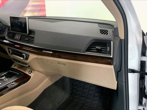 Used 2020 Audi Q5 2.0T Premium Plus image 21