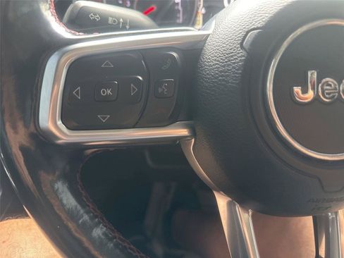 Used 2019 Jeep Wrangler Unlimited Rubicon AWD/4WD image 32