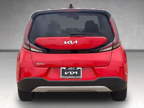 Used 2024 Kia Soul LX w/ Option Group 015 FWD image 5