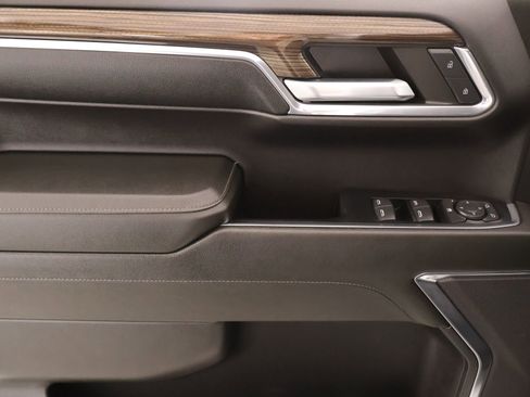 Used 2024 Chevrolet Silverado 1500 LT Trail Boss image 16