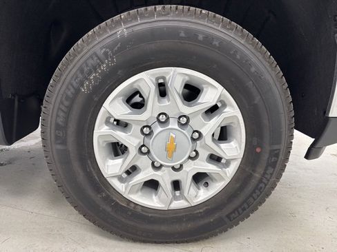 New 2026 Chevrolet Silverado 2500 LTZ w/ LTZ Convenience Package image 36