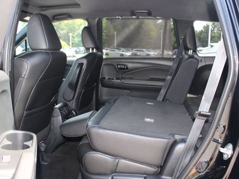 Used 2023 Honda Passport Elite image 11