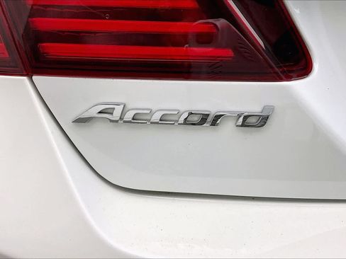 Used 2016 Honda Accord Sport image 30