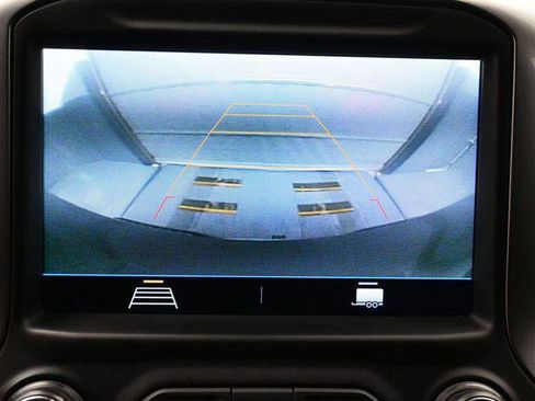 Used 2021 Chevrolet Silverado 1500 LT image 22