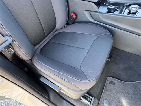 New 2025 Jeep Grand Cherokee L Laredo w/ Luxury Tech Group I image 15