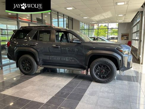 New 2026 Toyota 4Runner TRD Off-Road AWD/4WD image 1