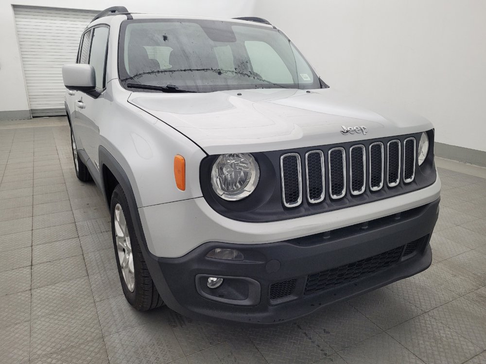 Used 2016 Jeep Renegade Latitude w/ Popular Equipment Group FWD image 13