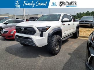Used 2024 Toyota Tacoma TRD Off-Road AWD/4WD video 1