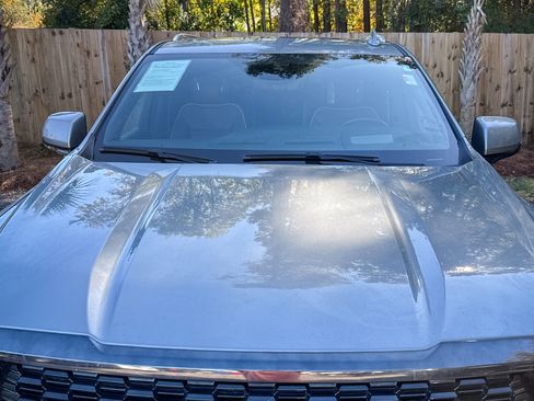 Used 2023 GMC Yukon XL Denali Ultimate image 19