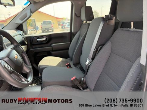 Used 2021 Chevrolet Silverado 2500 W/T w/ WT Convenience Package AWD/4WD image 19
