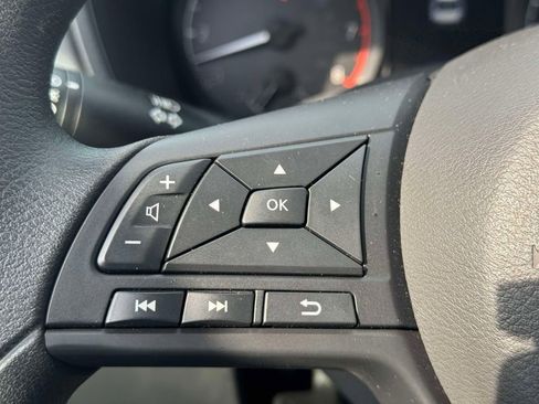 Used 2025 Nissan Altima 2.5 S FWD image 19