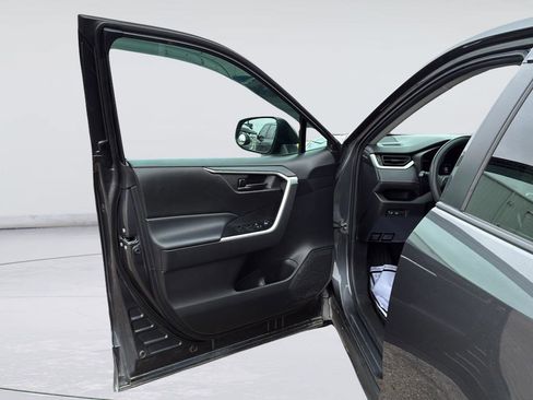 Used 2023 Toyota RAV4 LE image 34