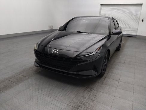 Used 2021 Hyundai Elantra SEL FWD image 15
