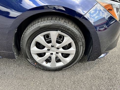 Certified 2023 Toyota Corolla LE w/ Carpet Mat Package (TMS) FWD image 17