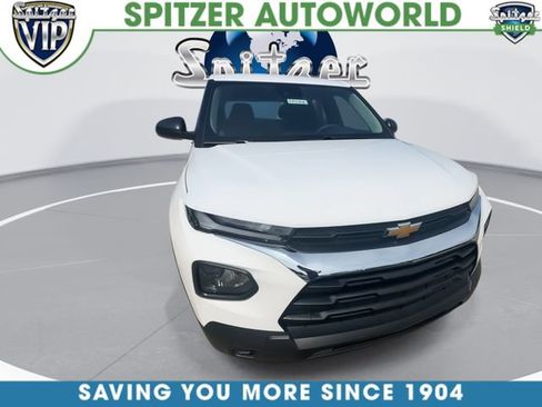 Used 2023 Chevrolet TrailBlazer LS AWD/4WD image 3