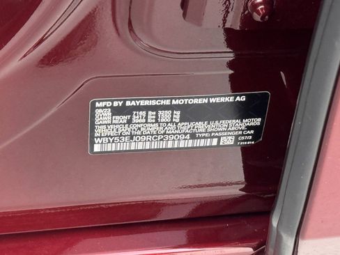 Used 2024 BMW i7 xDrive60 image 60