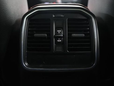 Used 2020 Porsche Macan AWD/4WD image 42