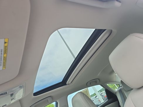Used 2014 Toyota Avalon XLE Touring FWD image 27