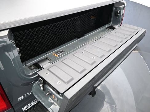 Used 2025 Chevrolet Silverado 1500 LT Trail Boss w/ Convenience Package II image 38