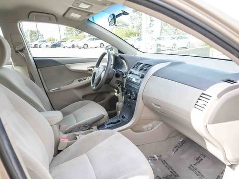 Used 2009 Toyota Corolla LE image 15