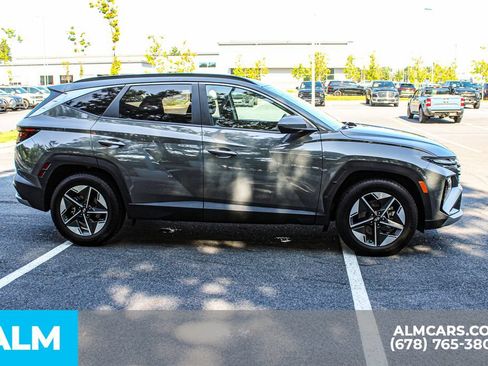 Used 2025 Hyundai Tucson SEL FWD image 8
