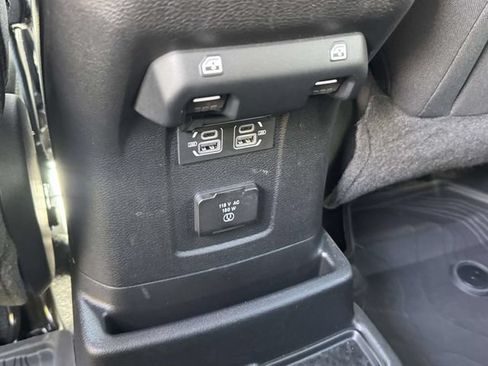 Used 2023 Jeep Wrangler Unlimited w/ Sun & Screen Package AWD/4WD image 31