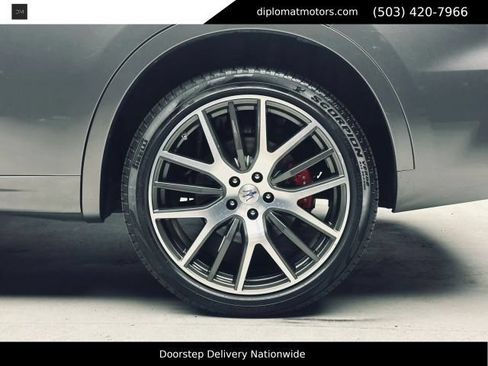 Used 2019 Maserati Levante GranSport AWD/4WD image 46