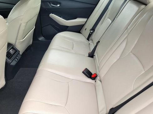 Used 2023 Honda Accord EX-L image 12