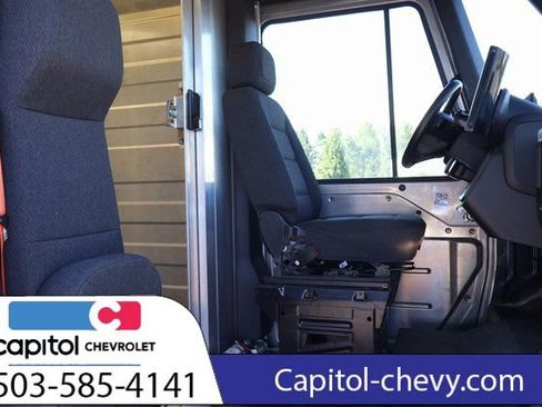 Used 2023 Chevrolet Brightdrop 600 w/ Active Safety Package 2 AWD/4WD image 13