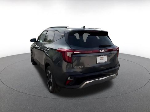 Used 2025 Kia Seltos S FWD image 11