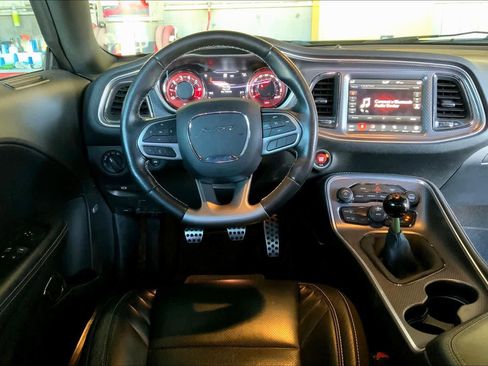 Used 2019 Dodge Challenger SRT Hellcat w/ Laguna Leather Package image 5