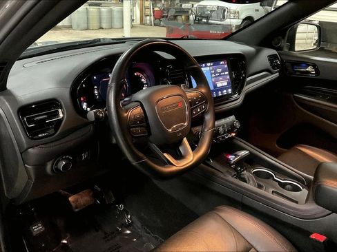 Used 2025 Dodge Durango GT image 13