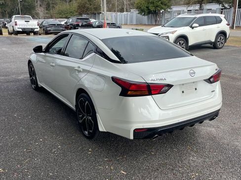 Used 2024 Nissan Altima 2.5 SR w/ SR Premium Package image 7