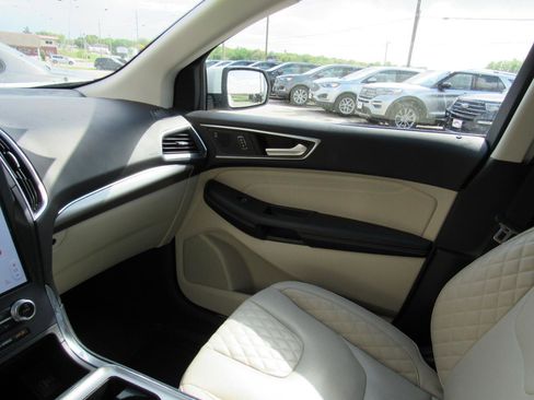 Used 2024 Ford Edge Titanium w/ Titanium Elite Package AWD/4WD image 25