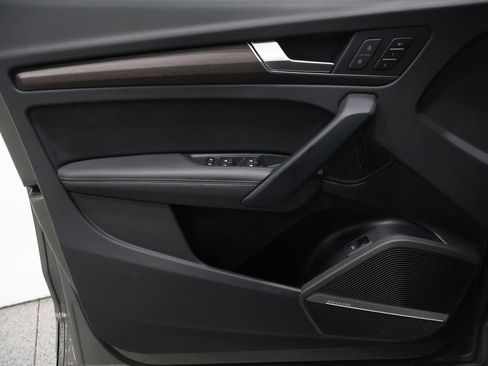 Certified 2023 Audi Q5 2.0T Premium Plus image 12