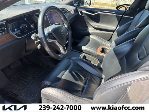 Used 2017 Tesla Model S 75D image 3