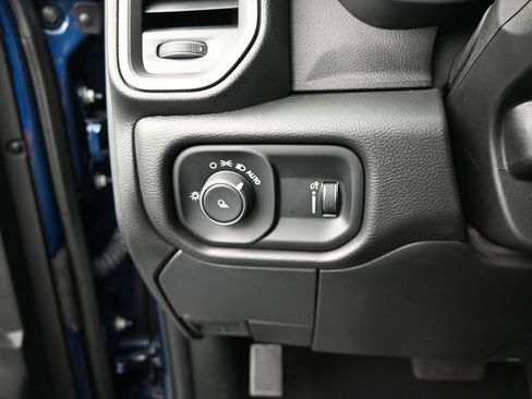 Used 2024 RAM 3500 Tradesman image 34