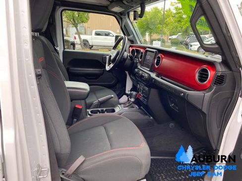 Used 2021 Jeep Wrangler Unlimited Rubicon AWD/4WD image 15