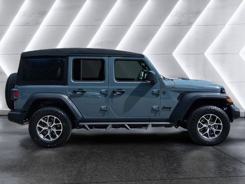 Certified 2024 Jeep Wrangler Sport S image 7