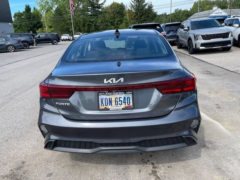 Used 2023 Kia Forte LXS w/ LXS Technology Package FWD image 2