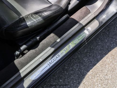 Used 2002 Jaguar XK8 Convertible RWD image 45